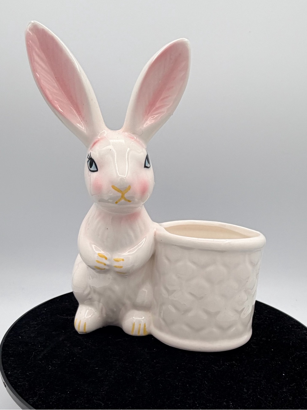Retired vintage 1979 Smith, ceramic bunny planter  original Hebert candy sticker